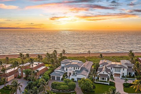 Купить виллу или дом в Юпитер-Инлет-Колони, Флорида 7 комнат, 611.95м2, № 1858589 - фото 2