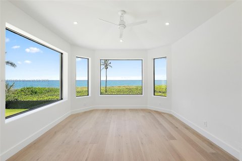 Купить виллу или дом в Юпитер-Инлет-Колони, Флорида 7 комнат, 611.95м2, № 1858589 - фото 18