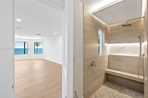 Купить виллу или дом в Юпитер-Инлет-Колони, Флорида 7 комнат, 611.95м2, № 1858589 - фото 23