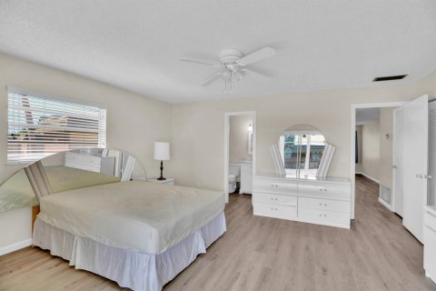 Condominio en venta en Vero Beach, Florida, 1 dormitorio, 69.68 m2 № 2245548 - foto 15