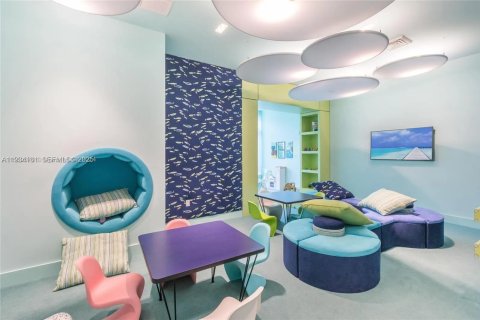 Снять в аренду кондоминиум в Норт-Майами-Бич, Флорида 3 спальни, 221.66м2, № 1992481 - фото 20