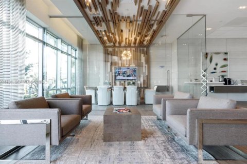 Снять в аренду кондоминиум в Норт-Майами-Бич, Флорида 3 спальни, 221.66м2, № 1992481 - фото 19