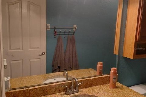 House in Weeki Wachee, Florida 4 bedrooms, 204.76 sq.m. № 2227958 - photo 22