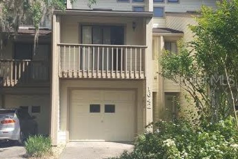 Adosado en alquiler en Gainesville, Florida, 2 dormitorios, 125.23 m2 № 1841668 - foto 1