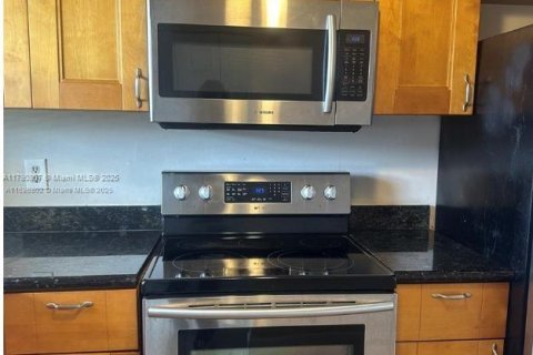 Condominio en venta en Sunrise, Florida, 2 dormitorios, 78.97 m2 № 1713274 - foto 7