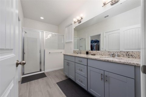 House in Winter Garden, Florida 3 bedrooms, 156.82 sq.m. № 1800618 - photo 16