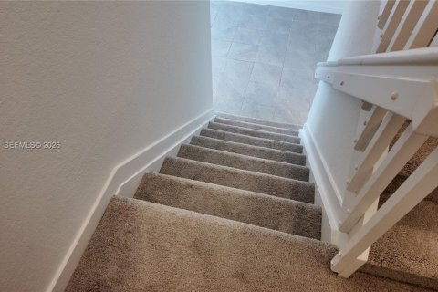 Townhouse in Miami, Florida 3 bedrooms № 2367909 - photo 12