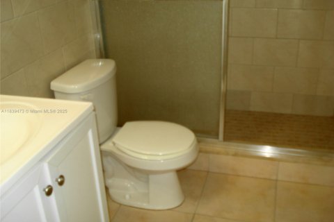 Copropriété à vendre à Hialeah, Floride: 2 chambres № 1828225 - photo 15