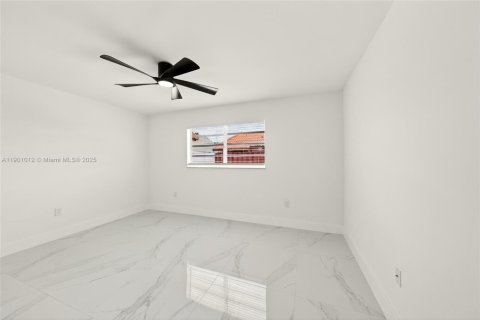 House in Cooper City, Florida 3 bedrooms, 117.06 sq.m. № 1953149 - photo 14