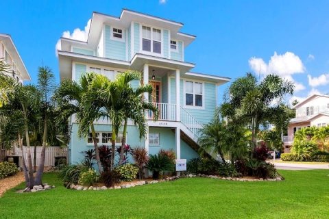 Casa en alquiler en Holmes Beach, Florida, 3 dormitorios, 190.26 m2 № 1656894 - foto 1