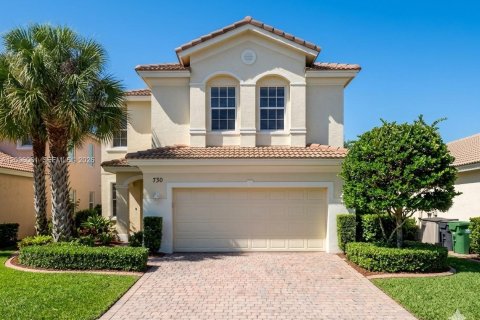 Casa en Port St. Lucie, Florida 3 dormitorios, 183.3 m2 № 2387139