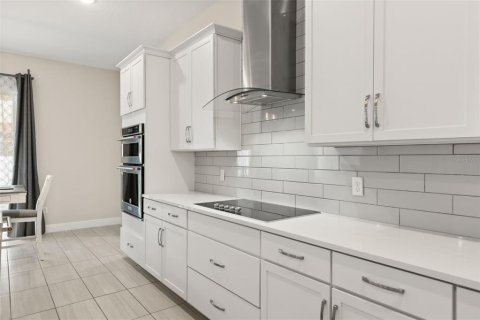 Villa ou maison à louer à Orlando, Floride: 6 chambres, 489.78 m2 № 2117891 - photo 18