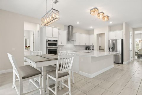 Villa ou maison à louer à Orlando, Floride: 6 chambres, 489.78 m2 № 2117891 - photo 16