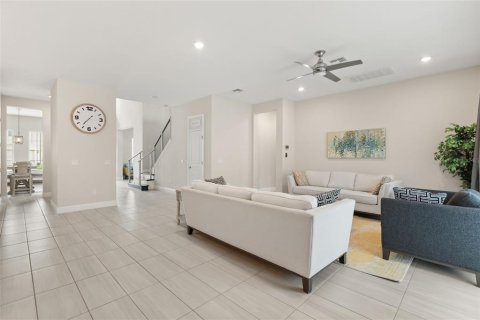 Villa ou maison à louer à Orlando, Floride: 6 chambres, 489.78 m2 № 2117891 - photo 4