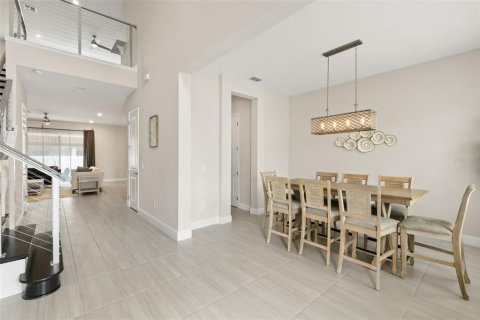 Villa ou maison à louer à Orlando, Floride: 6 chambres, 489.78 m2 № 2117891 - photo 11