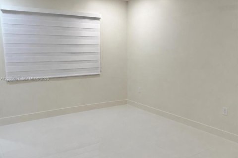 Casa en venta en Miami, Florida, 2 dormitorios, 105.17 m2 № 2365036 - foto 14