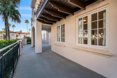 Copropriété à louer à Miami Beach, Floride: 3 chambres, 190.36 m2 № 2015164 - photo 8