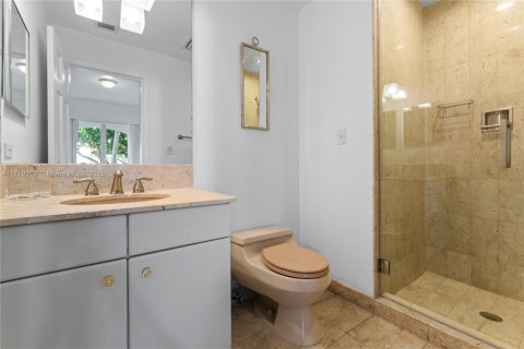 Copropriété à louer à Miami Beach, Floride: 3 chambres, 190.36 m2 № 2015164 - photo 20