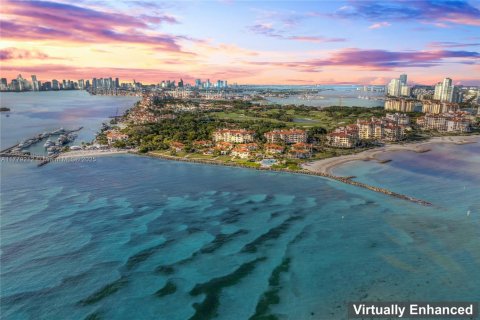 Condo à Miami Beach, Floride, 3 chambres  № 2015164