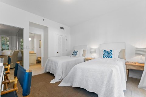 Copropriété à louer à Miami Beach, Floride: 3 chambres, 190.36 m2 № 2015164 - photo 19
