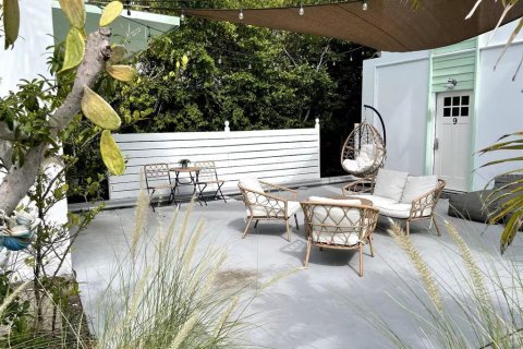 Hôtel, hôtellerie à vendre à Dunedin, Floride: 255.57 m2 № 2097112 - photo 19