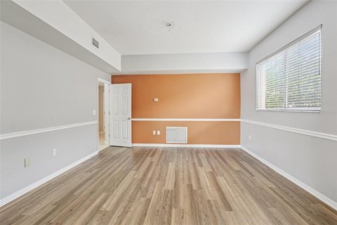 House in Land O' Lakes, Florida 4 bedrooms, 305.56 sq.m. № 1813827 - photo 13