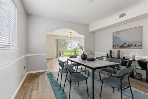 House in Land O' Lakes, Florida 4 bedrooms, 305.56 sq.m. № 1813827 - photo 26