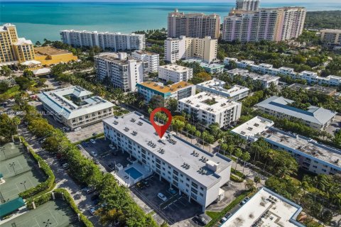 Copropriété à louer à Key Biscayne, Floride: 2 chambres, 96.25 m2 № 1977434 - photo 30