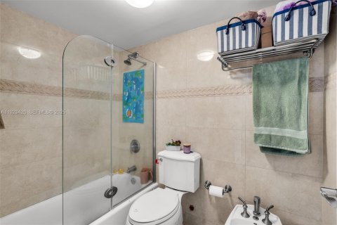 Copropriété à louer à Key Biscayne, Floride: 2 chambres, 96.25 m2 № 1977434 - photo 20