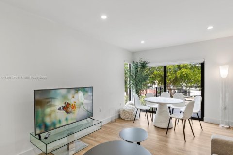 Commercial property in Miami Beach, Florida № 1897112 - photo 26