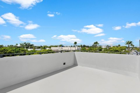 Commercial property in Miami Beach, Florida № 1897112 - photo 10