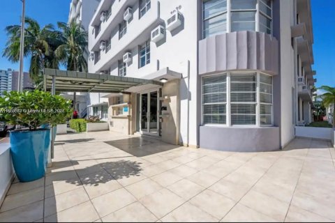 Condominio en venta en Miami Beach, Florida, 1 dormitorio, 39.76 m2 № 1887803 - foto 13