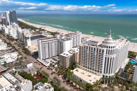 Купить кондоминиум в Майами-Бич, Флорида 1 спальня, 55.74м2, № 1977214 - фото 11