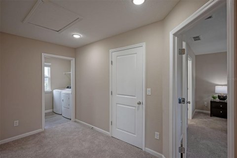 House in Green Cove Springs, Florida 4 bedrooms, 213.49 sq.m. № 2091774 - photo 27