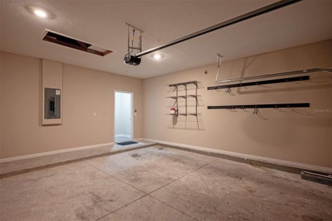 House in Green Cove Springs, Florida 4 bedrooms, 213.49 sq.m. № 2091774 - photo 25