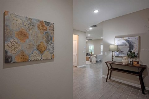 House in Green Cove Springs, Florida 4 bedrooms, 213.49 sq.m. № 2091774 - photo 5