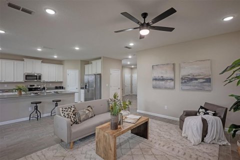 House in Green Cove Springs, Florida 4 bedrooms, 213.49 sq.m. № 2091774 - photo 16