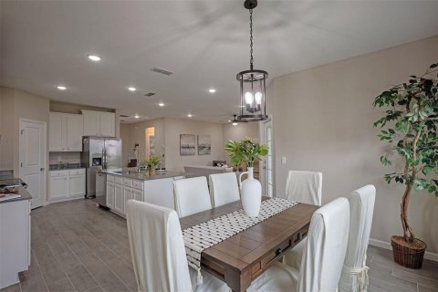 House in Green Cove Springs, Florida 4 bedrooms, 213.49 sq.m. № 2091774 - photo 23
