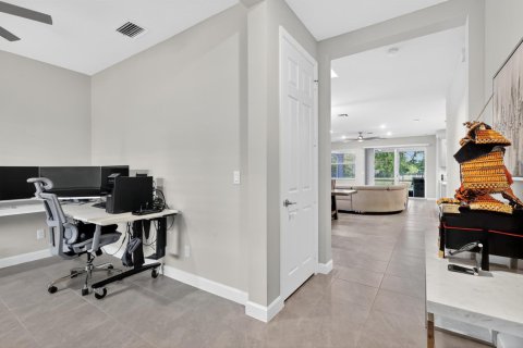 Casa en venta en Loxahatchee Groves, Florida, 3 dormitorios, 207.73 m2 № 2177475 - foto 2