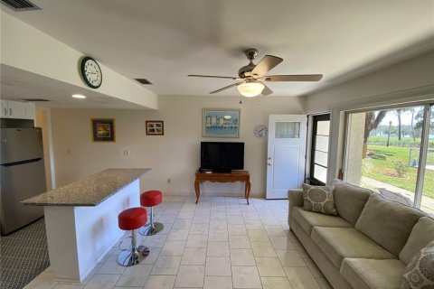 Condominio en venta en Lake Wales, Florida, 1 dormitorio, 67.26 m2 № 1508466 - foto 3