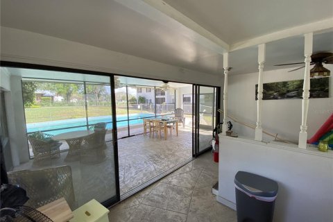 Condominio en venta en Lake Wales, Florida, 1 dormitorio, 67.26 m2 № 1508466 - foto 30