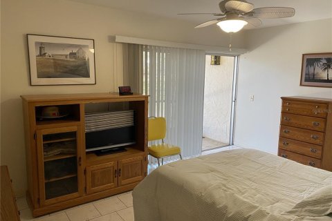 Condominio en venta en Lake Wales, Florida, 1 dormitorio, 67.26 m2 № 1508466 - foto 12