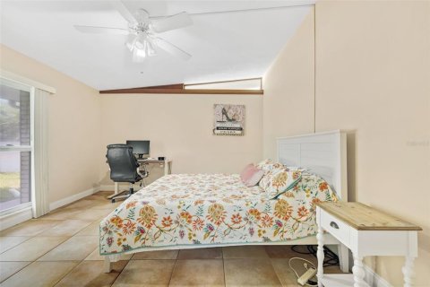 Купить виллу или дом в Клируотер, Флорида 8 комнат, 188.5м2, № 1844865 - фото 15
