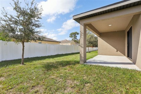 House in Poinciana, Florida 4 bedrooms, 173.63 sq.m. № 1522530 - photo 29