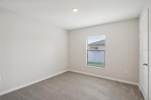 House in Poinciana, Florida 4 bedrooms, 173.63 sq.m. № 1522530 - photo 26