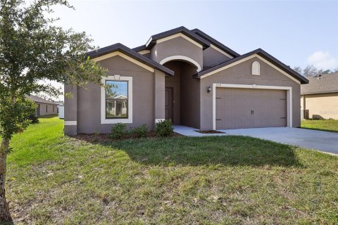 House in Poinciana, Florida 4 bedrooms, 173.63 sq.m. № 1522530 - photo 3
