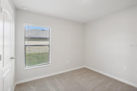 House in Poinciana, Florida 4 bedrooms, 173.63 sq.m. № 1522530 - photo 22
