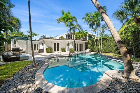 Villa ou maison à louer à Miami Beach, Floride: 5 chambres, 369.75 m2 № 2000397 - photo 30