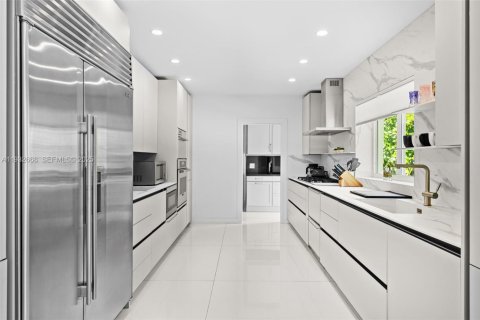 Villa ou maison à louer à Miami Beach, Floride: 5 chambres, 369.75 m2 № 2000397 - photo 9