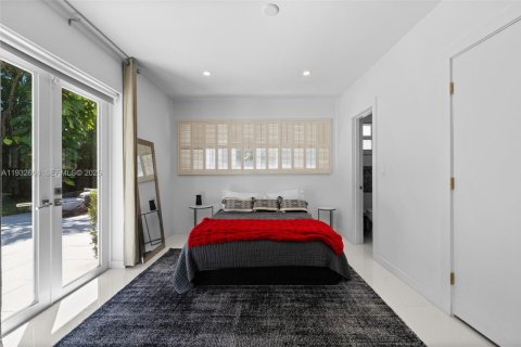 Villa ou maison à louer à Miami Beach, Floride: 5 chambres, 369.75 m2 № 2000397 - photo 23